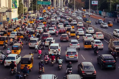Heavy traffic congestion on a Bengaluru city road despite good road infrastructure